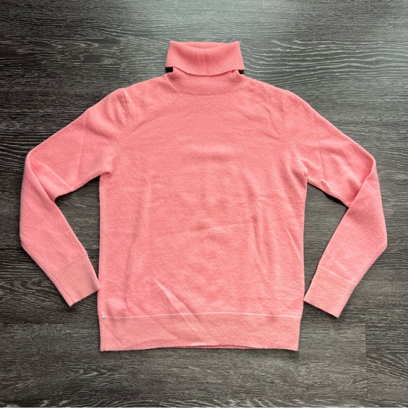 Lafayette 148 New York Sweaters - Lafayette 148 New York 100% Cashmere Turtleneck Sweater in Altrosa Pink
